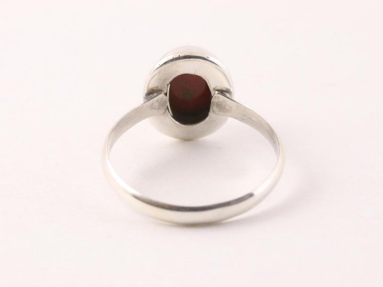 Bague fine en argent avec jaspe rouge - taille 19