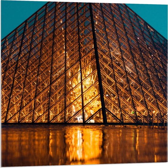 Acrylglas - Louvre in Parijs tegen de Avond - 80x80cm Foto op Acrylglas (Wanddecoratie op Acrylglas)