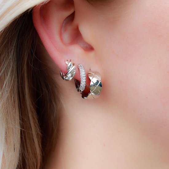 Jobo By JET - Twice earrings - Silver - Zilveren oorbellen - Kleine oorringetjes