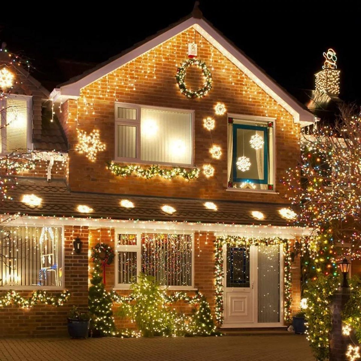 Verlichte kerstboom voor binnen en buiten Verlichte kerstboom voor binnen en buiten