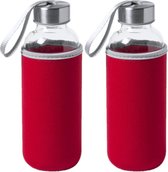 2x Stuks glazen waterfles/drinkfles met rode softshell bescherm hoes 420 ml - Sportfles - Bidon