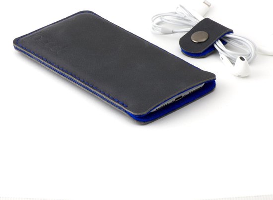 Foto: Jaccet lederen iphone 13 mini sleeve antraciet zwart leer met blauw wolvilt handgemaakt in nederland