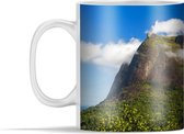 Mok - Bergtoppen in de wolken boven het Floresta da Tijuca in Brazilië - 350 ml - Beker