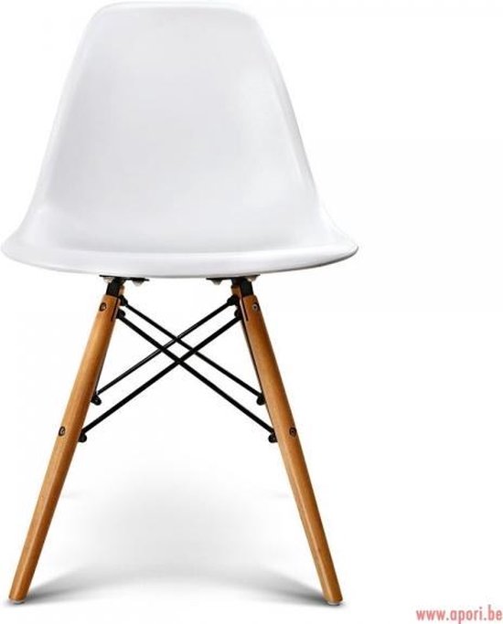 Moderne stoel op houten beuken poten, stijlvol voor in de woonkamer, wit maat RETRO