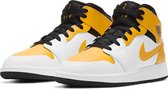 Nike Air Jordan 1 Mid University Gold Maat 43