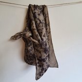 Picchu nl - zijden sjaal - Plantaardig geverfd - bundle dye - speelzijde - duurzaam - 90 x 90 cm 1