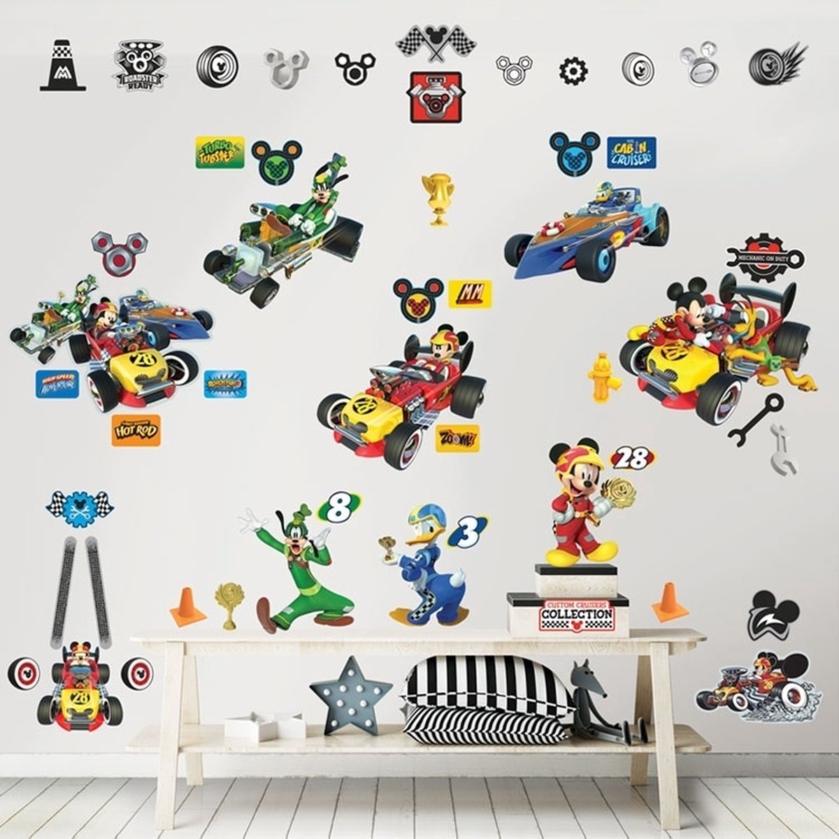Muursticker Box Mickey Mouse Walltastic - 74 stickers
