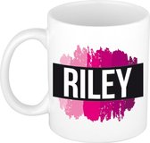 Riley  naam cadeau mok / beker met roze verfstrepen - Cadeau collega/ moederdag/ verjaardag of als persoonlijke mok werknemers