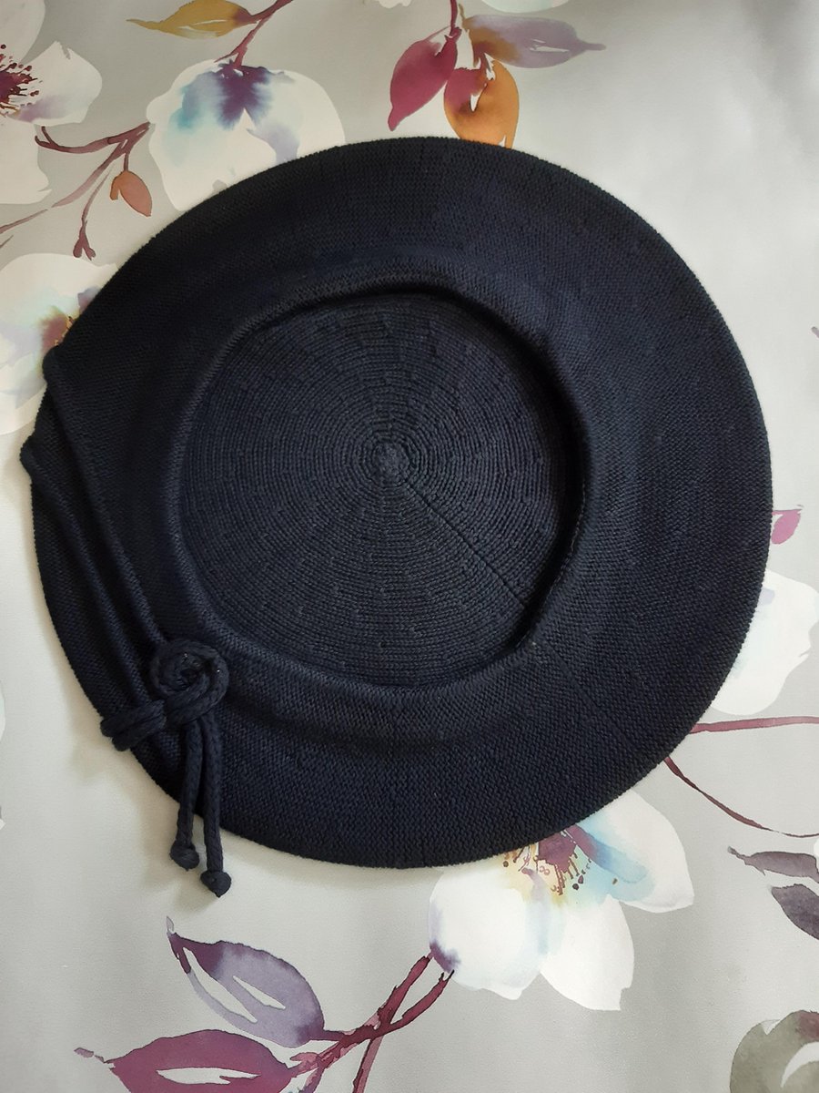 Le Sjalerie Kinderen Baret Meisje Donkerblauw Met Touwtje/Versiering Maat XS Blauw 2-4 JAAR