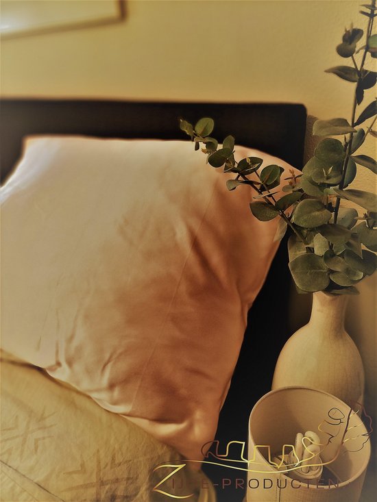 Avis taie pure soie Tafts : confort naturel et beauté