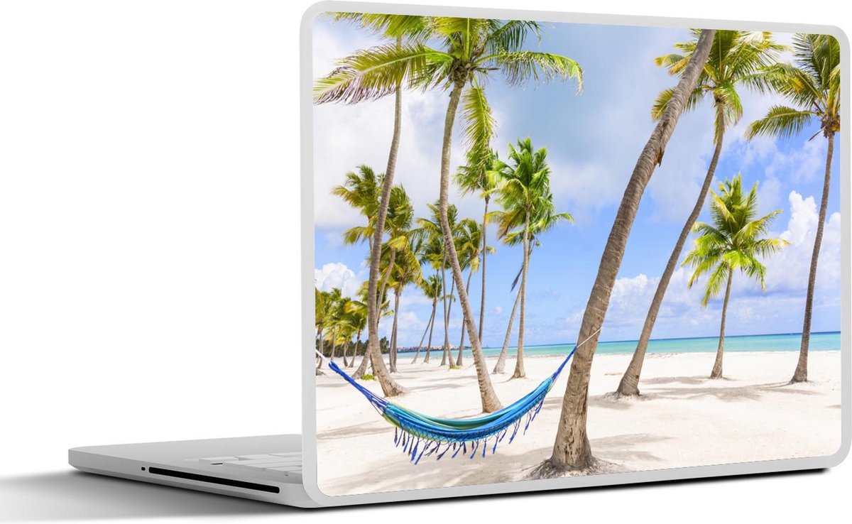 Afbeelding van product SleevesAndCases  Laptop sticker - 12.3 inch - Een hangmat die is bevestigd tussen twee palmbomen in de Dominicaanse Republiek