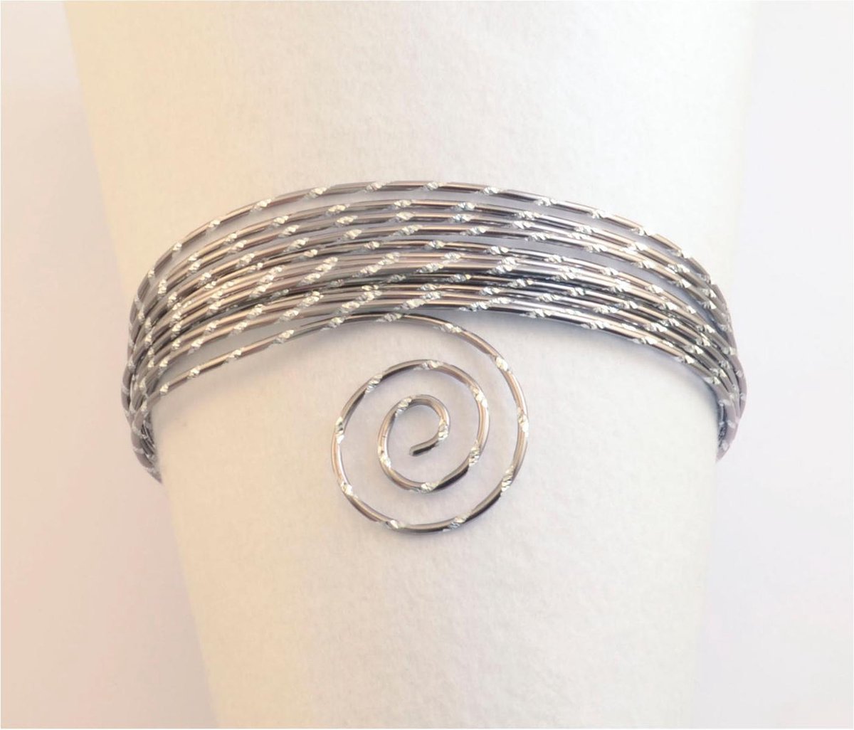 Vaessen Creative Aluminium Draad - Diamond cut - 2mm - 30m - Antraciet pantone