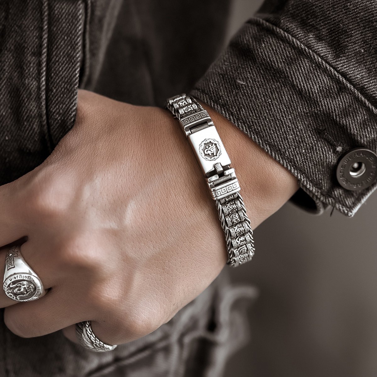 Donley Buddha Armband Heren 20 cm - Zilverkleurige Schakelarmband - Mantra Armband - Boeddhistische Sieraden - Cadeau voor Mannen - 925 Zilver Gepolijst