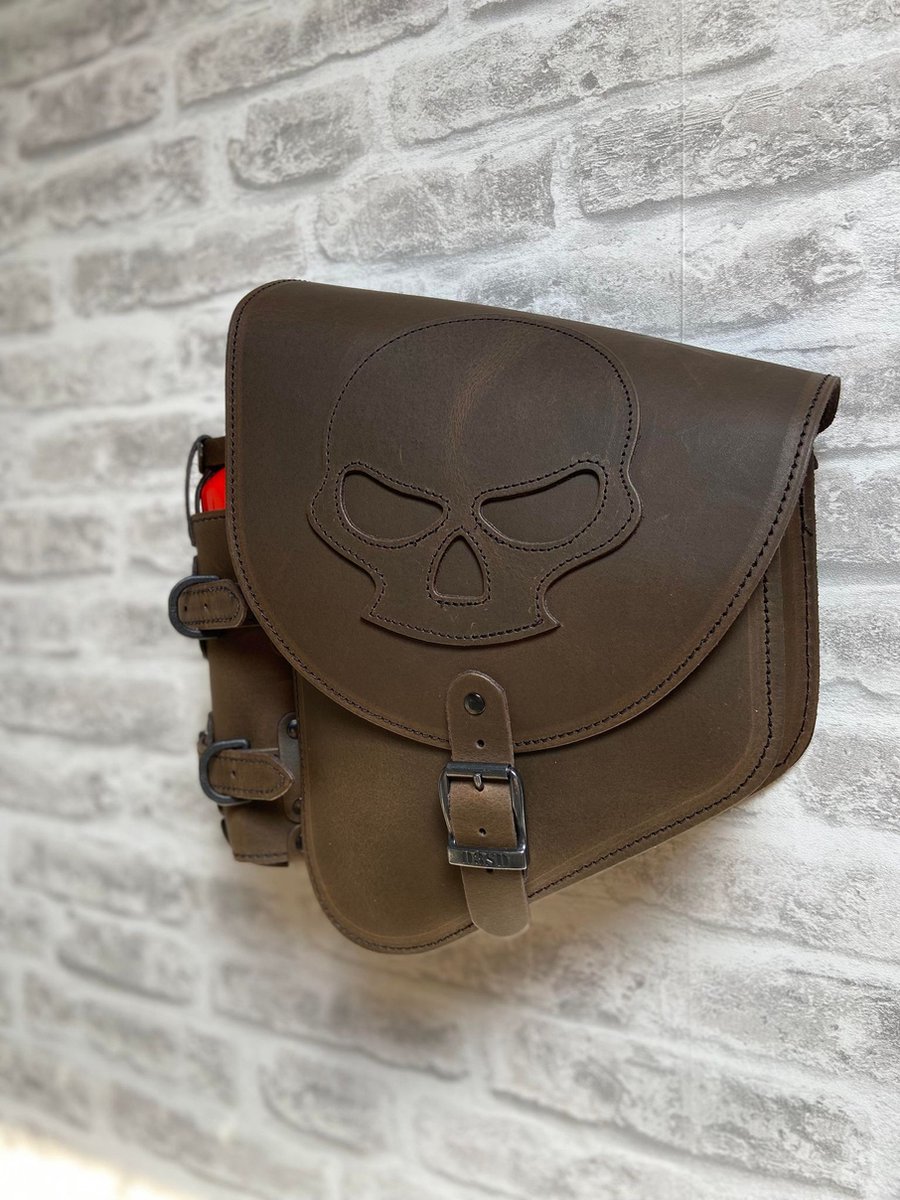 Dries Design D3SD - softail motortas - swingarm tas – Softail – Motortas - leder – Harley – skull – N99-Skull – met houder en bottle - BRUIN