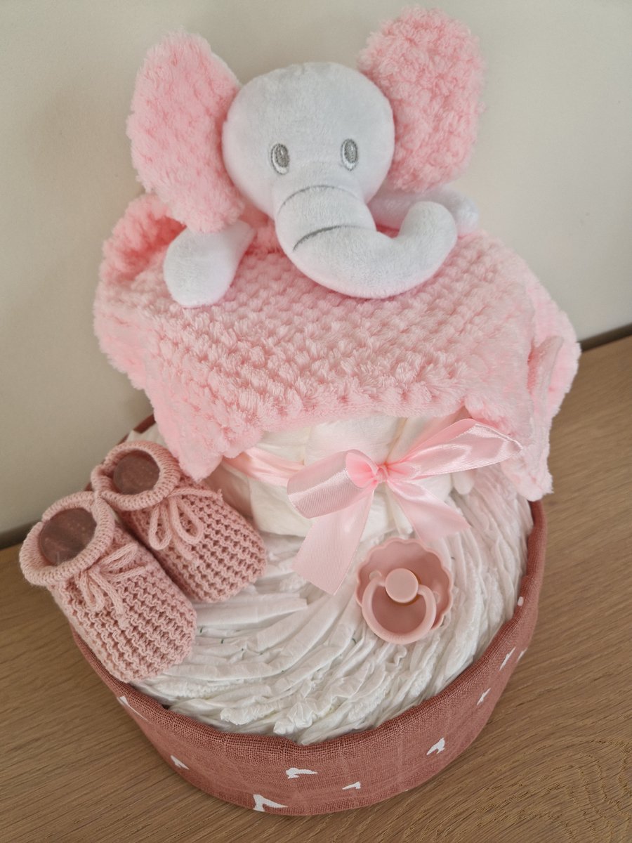 Goedkoopste Luiertaart medium olifant meisje - babyshower- kraamcadeau