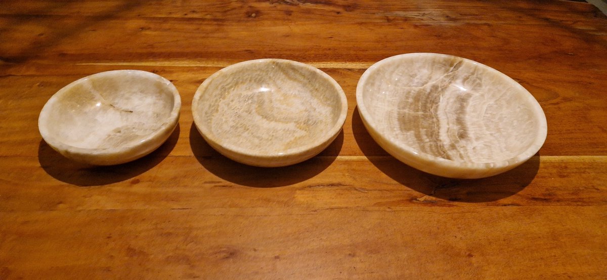 Teakea - Onyx Natuurstenen Schalenset van Drie - 30, 25 en 20 cm - Handgemaakte Decoratieve Schalen