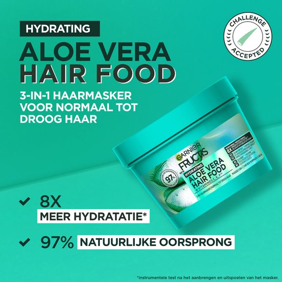 Pot Garnier Fructis Hydrating Aloe Vera Hair Food sur fond turquoise. Texte: 8x plus d'hydratation et 97% d'origine naturelle.