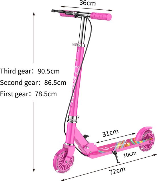 Afmetingen van de roze kinderstep: hoogte 78,5-90,5 cm, breedte stuur 36 cm, lengte deck 72 cm, breedte deck 31 cm, breedte tussen wielen 10 cm.