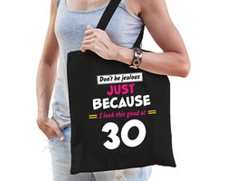 Dont be jealous just because i look this good at 30 cadeau tasje zwart voor dames - 30 jaar verjaardag kado tasje