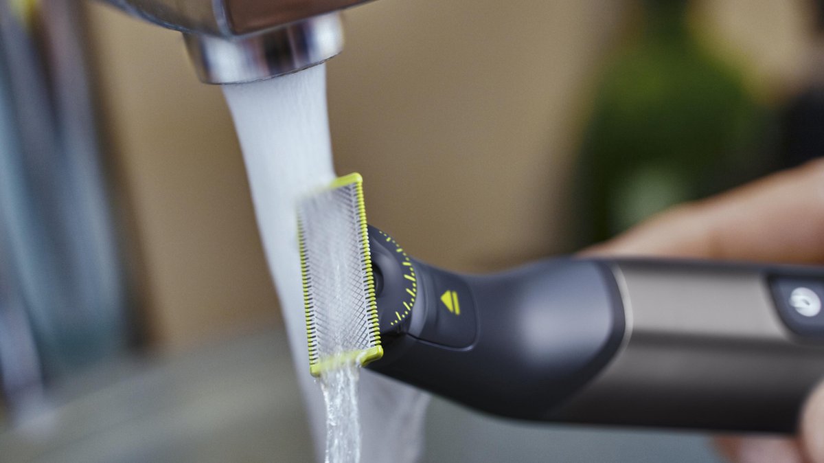 Philips OneBlade Pro 360 Face + Body – Zilver - Trimmer, scheerapparaat en styler in 1 - Inclusief opbergzakje - QP6552/30 thumbnail 4