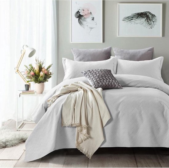 Luxe bedsprei + 2 bijpassende kussenslopen Colin wit - 260x250 - functioneel en chique - hoogwaardige kwaliteit