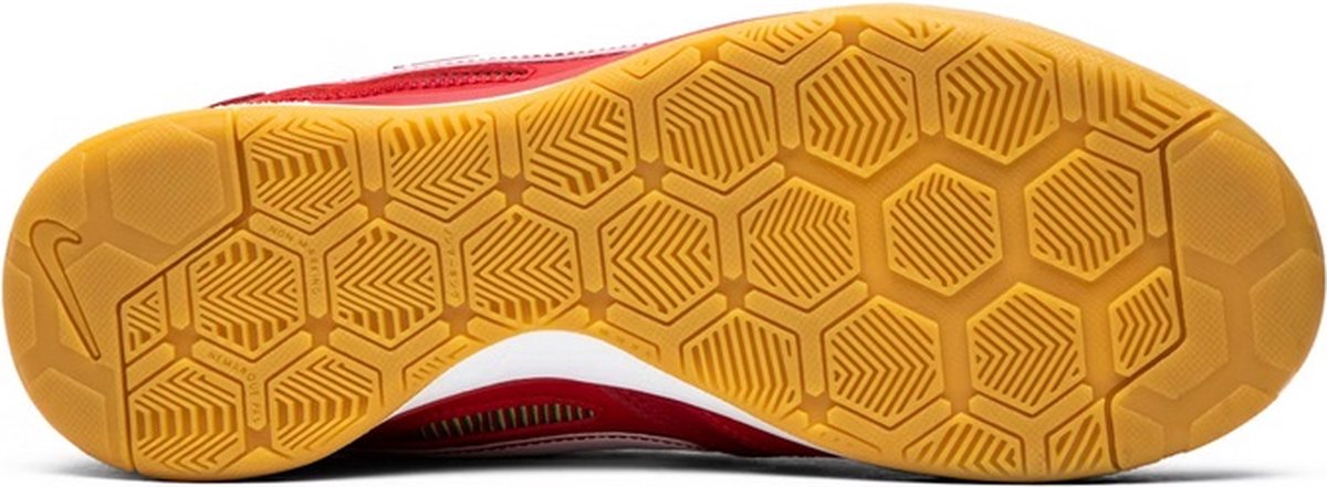 nike sb gato qs supreme