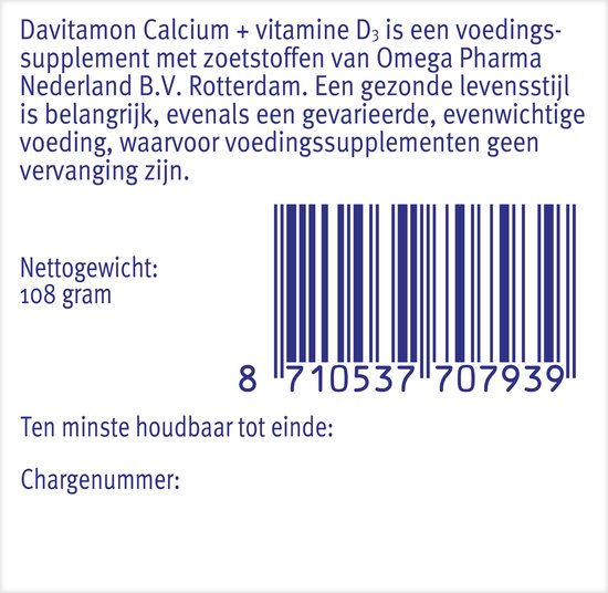 Achterkant van Davitamon Calcium + Vitamine D3 doos met informatie over gewicht, streepjescode en houdbaarheidsdatum.