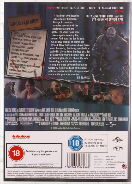De achterkant van de dvd-hoes van 'Land of the Dead' bevat een beschrijving van de film, afbeeldingen van zombies en acteurs, en leeftijdsclassificaties.