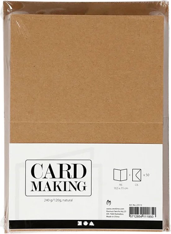 Een pak kraftpapier kaarten A6, 10,5 x 15 cm, 240 g/m², 50 stuks, verpakt in folie.