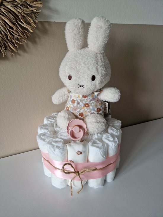 Foto: Nijntje x little dutch vintage little flower luiertaart small meisje babyshower kraamcadeau