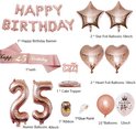 Roségouden verjaardagsdecoratiepakket met 'Happy Birthday' banner, cijferballonnen 25, ster- en hartballonnen, sash, taarttopper, lint, tape en ronde ballonnen.