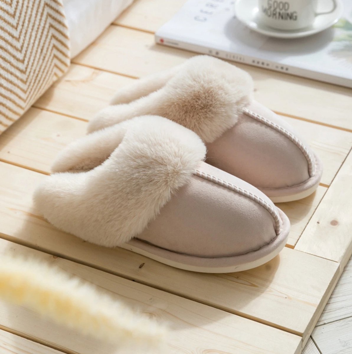 LOUZIR Pantoffels Dames Open Sloffen Fluffy Open Sloffen met Pluche Voering Antislip Zool Beige