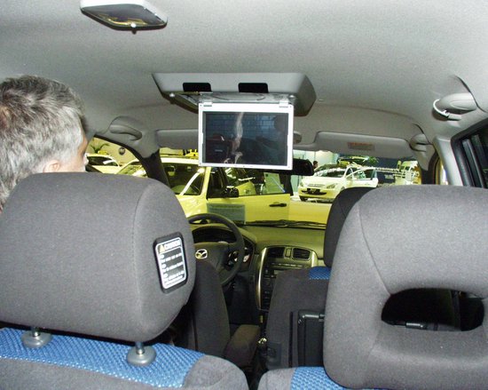 Visteon 10” Draagbare DVD-speler voor Auto - Dakmontage - Oplaadbare & Uitneembare Multimedia Speler voor Onderweg van Visteon — afbeelding 4