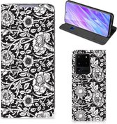 Geschikt voor Samsung Galaxy S20 Ultra Smart Cover Black Flowers