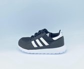 Adidas Forest Grove C - Maat 31,5