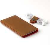 JACCET lederen OnePlus 7T hoesje - Cognac kleur leer met rood wolvilt - Handmade in Nederland