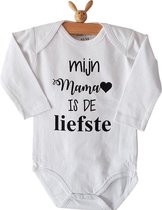 Baby Rompertje unisex tekst cadeau eerste moederdag | Mijn mama is de liefste  | Lange mouw | wit | maat 50/56 Valentijn