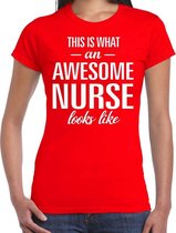 Awesome nurse / verpleegster cadeau t-shirt rood dames L