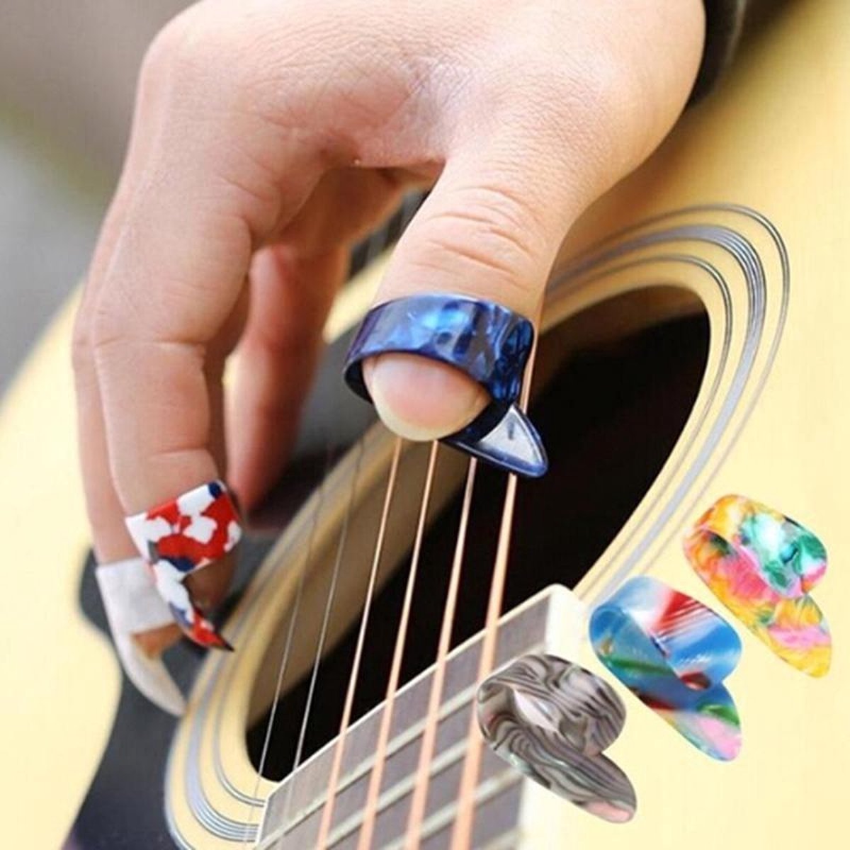4 pcs Silicone Guitare Doigts Protecteurs Réutilisables Anti-dérapant Protège-Doigts Accessoires de Guitare Pour Ukulélé Guitare Joueurs