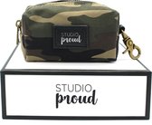 Studio Proud - poepzakjeshouder - camouflage dispenser - Houder voor hondenpoepzakjes – camouflage print - bronskleurige accenten - bijpassende riem mogelijk