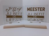 Glazen plaatje met houten houder MEESTER