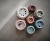 foto van Mushie stacking cups / stapelbekers / bibs speelgoed / pastel