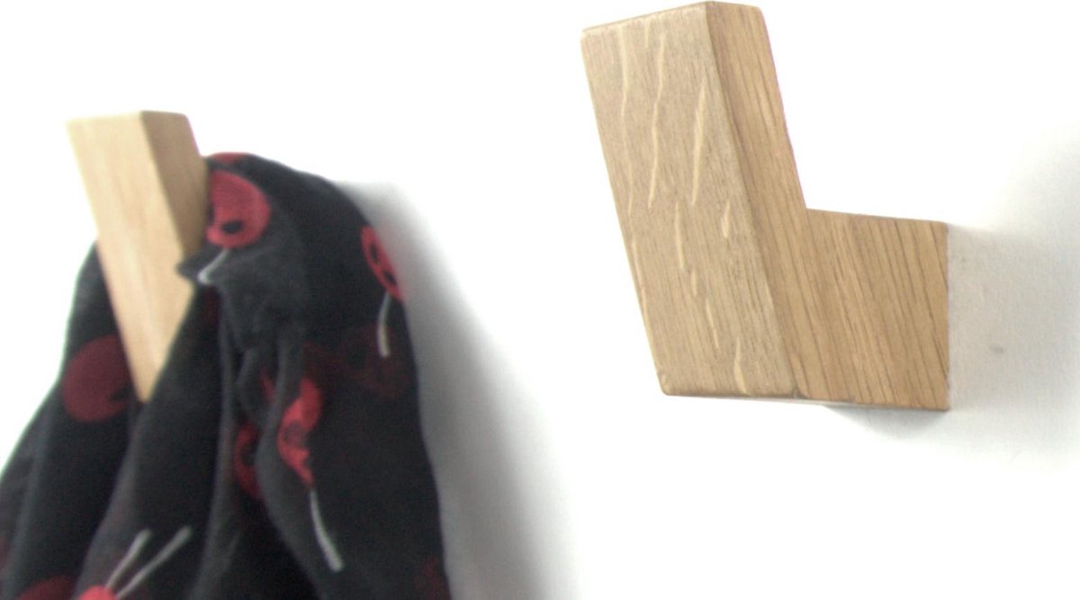 2 stuks - kapstok haken - naturel - eiken - model "HEROES"