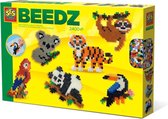 SES Beedz - Strijkkralen met legbord - grondplaat, 2400 strijkkralen en strijkvel - jungle dieren - toekan, panda, tijger, koala, luiaard, papegaai- PVC vrij