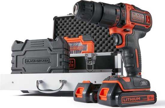 Zwarte en oranje BLACK+DECKER accu schroef-klopboormachine met 18V Lithium accu, koffer, extra accu en zwarte opbergdoos.