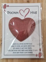 Pocket hug kaartje met epoxy hart - kaartje - steun in de rug - gelukskaartje - Liefde - rood
