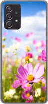 Geschikt voor Samsung Galaxy A33 5G hoesje - Bloemen - Wei - Paars - Gras - Wit - Wolken - Blauw - Siliconen Telefoonhoesje
