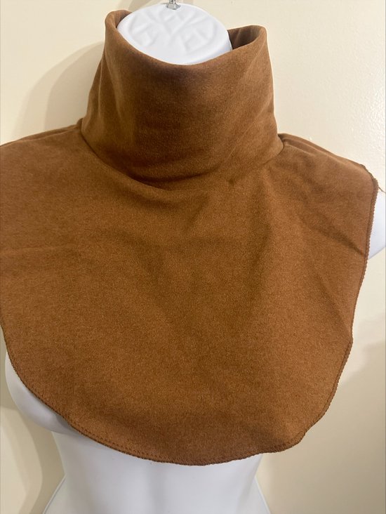 |Winter pullover fake collar brown