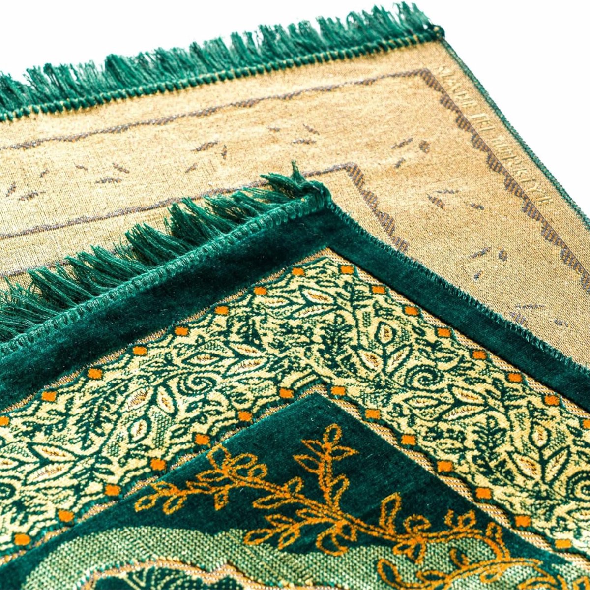 Gebedskleed Islam - "Al-Mahabbah: Luxe Fluwelen Gebedskleed - Een Tapijt van Devotie voor Ramadan, Eid en Hajj Gifting"