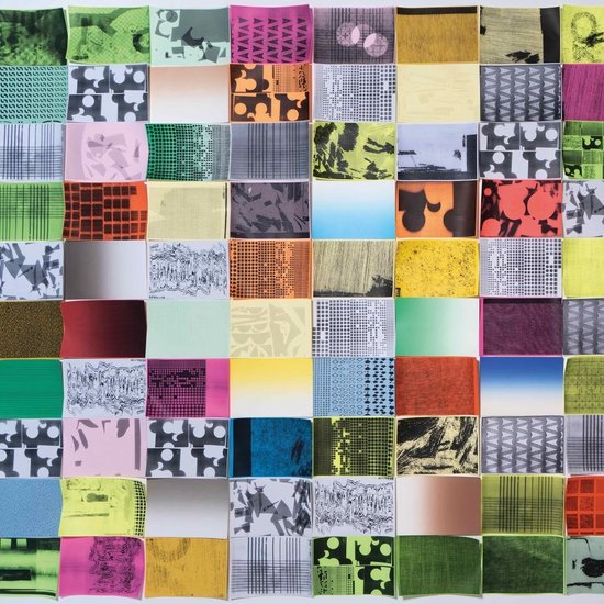 Collage van abstracte, kleurrijke patronen en verloopjes, met cirkels, ruiten en strepen.